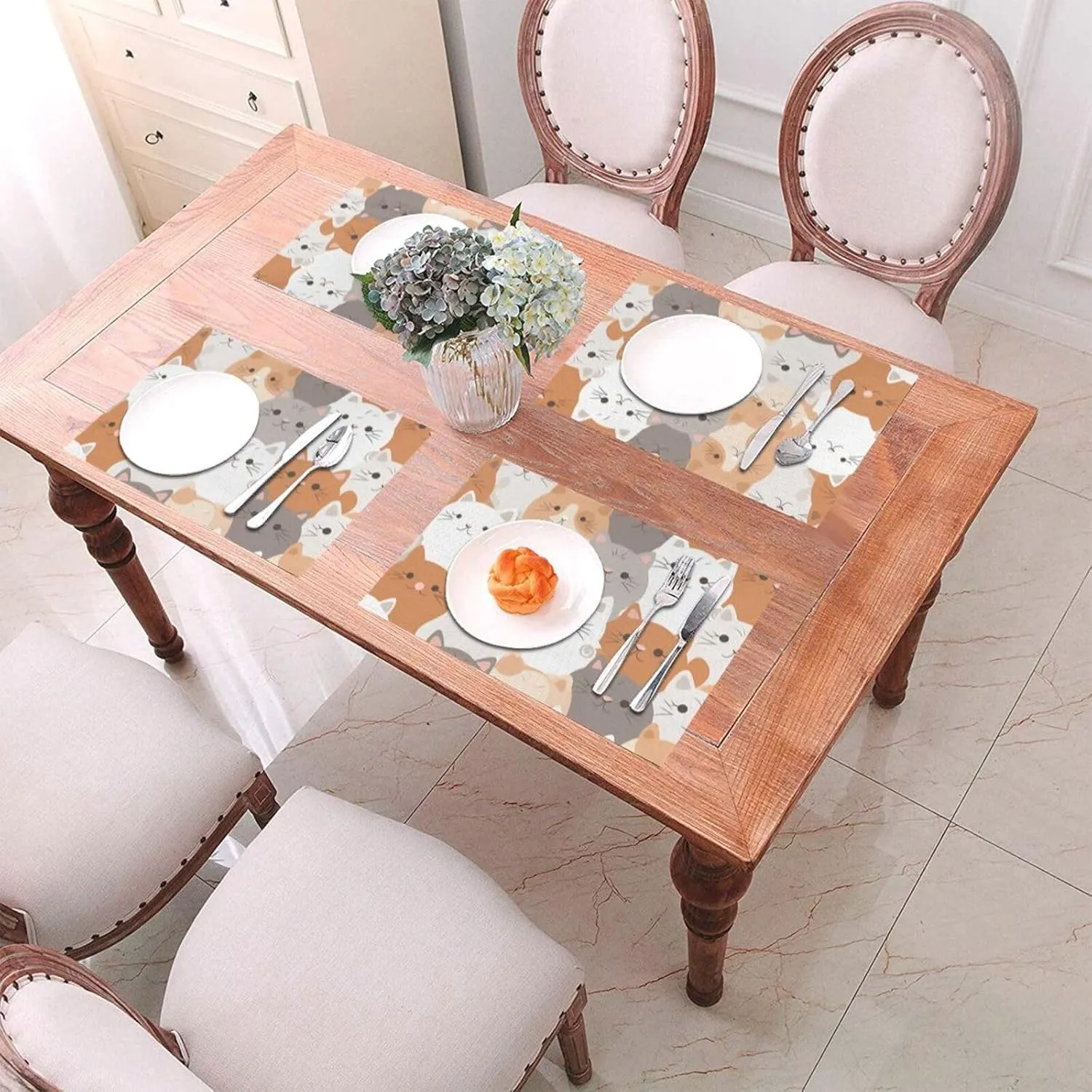 PVC Woven Placemats Set of 4 PCS, Orange Cats Placemat for Dining Table, Heat Resistant Non-Slip Kitchen Place Mats Washable Indoor Outdoor Table Mats 12x18 Inch